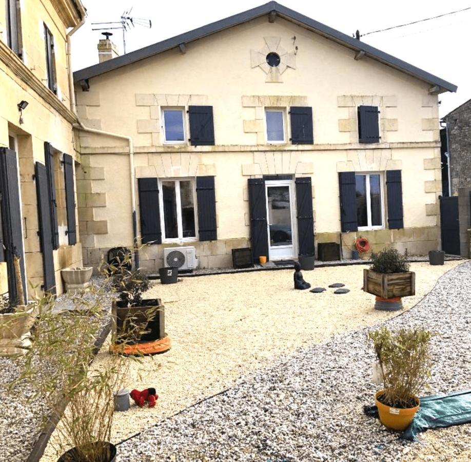 Gite Zen Pres Thermes De Jonzac Bois Экстерьер фото